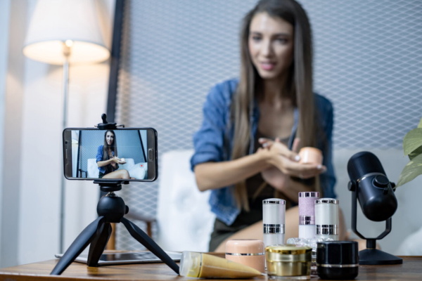 Influencer Marketing